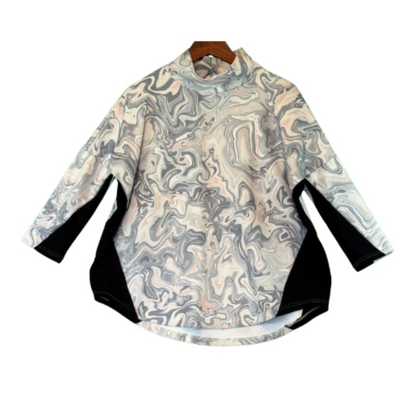 NWOT Paisley Oversized TUCKERNUCK Athletic Top Size XS/S (BB0804) - Picture 1 of 2